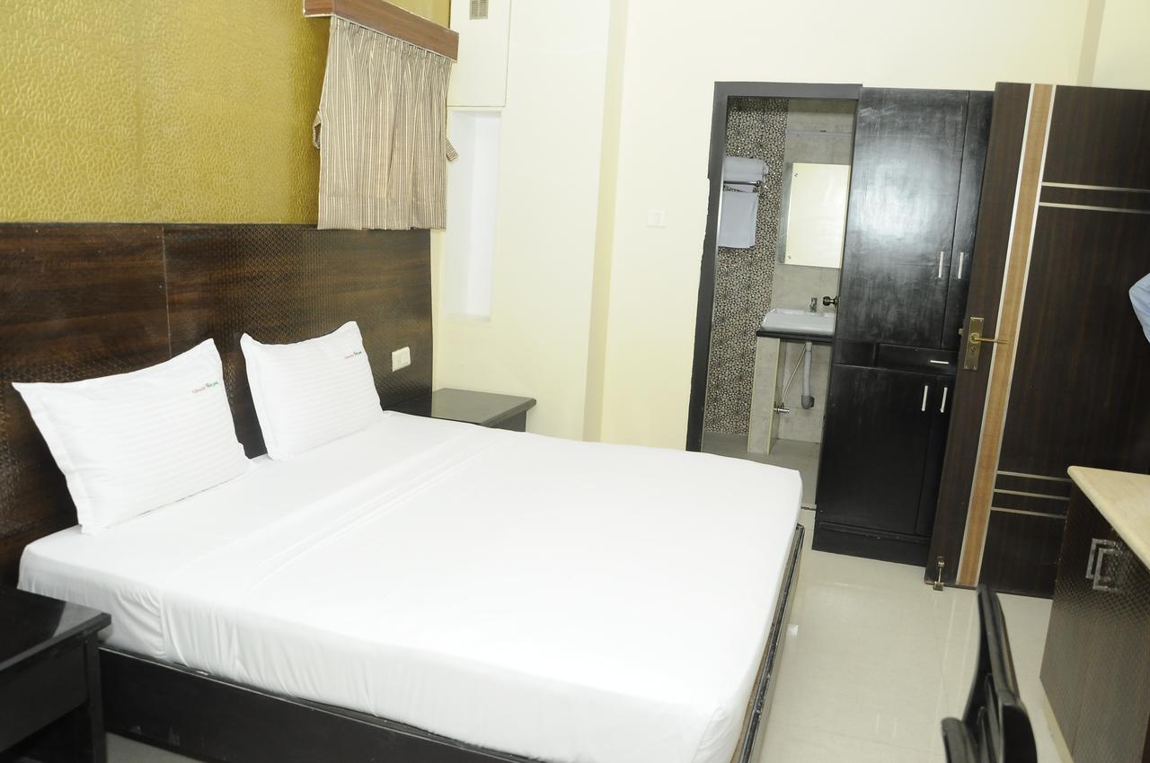 Hotel Grand Parkway Tambaram Extérieur photo